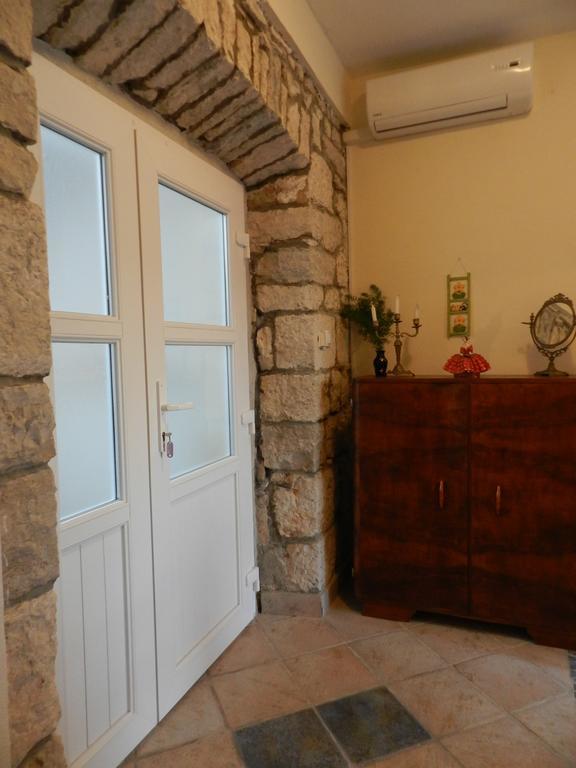Apartment Deni Lumbarda Pokoj fotografie